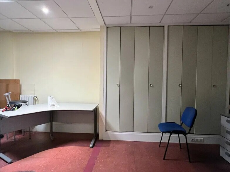 Bureau dans Caen à louer - Photo de l’immeuble – Image 2 sur 13