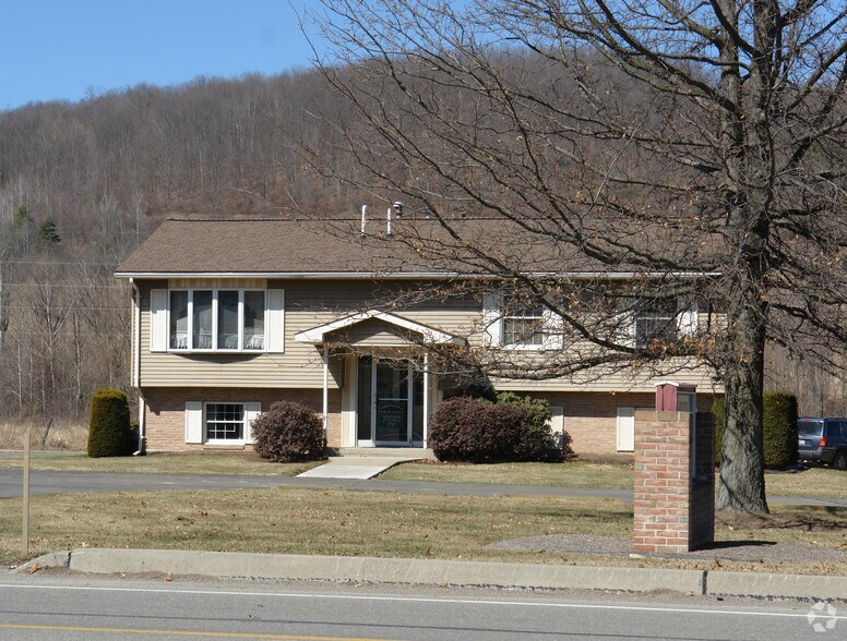 2418 & 2388 S Main St, Mansfield, PA à vendre - Photo principale – Image 1 sur 3