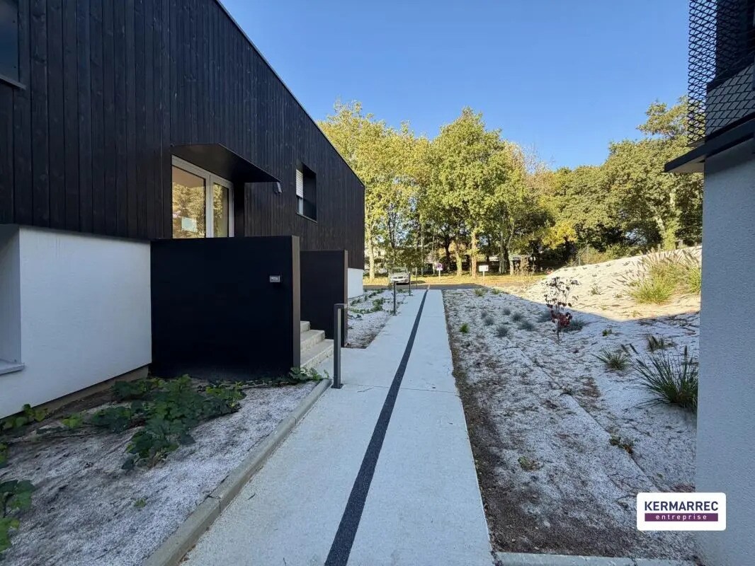 Bureau dans Vannes à louer Photo de l’immeuble– Image 1 sur 7