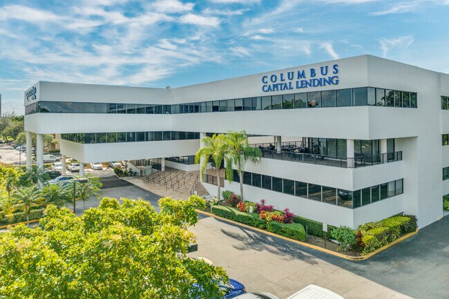 Plus de détails pour 14750 NW 77th Ct, Miami Lakes, FL - Bureau/Médical à louer
