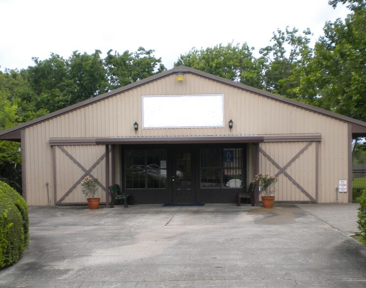 15911 Fir Rd, Santa Fe, TX à vendre - Photo de l’immeuble – Image 2 sur 13