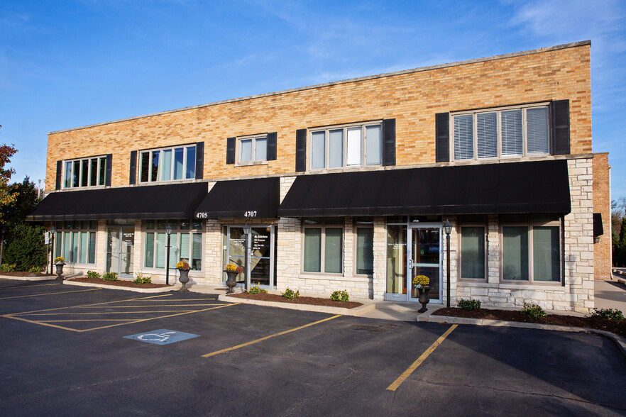 4705-4707 Willow Springs Rd, La Grange, IL à louer - Photo de l’immeuble – Image 2 sur 8