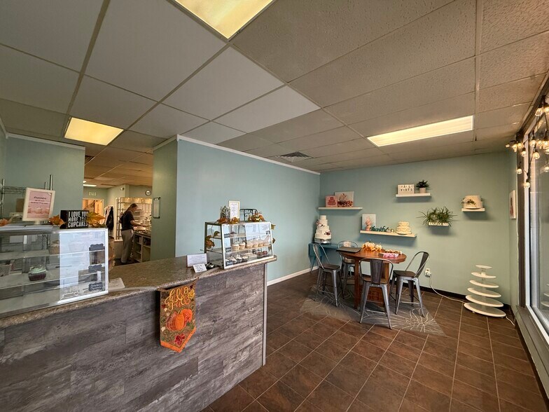 6000 N Clinton St, Fort Wayne, IN à louer - Photo de l’immeuble – Image 3 sur 3