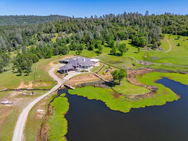 26602 Snider Ranch Road, Oak Run, CA à vendre - Photo de l’immeuble – Image 3 sur 96