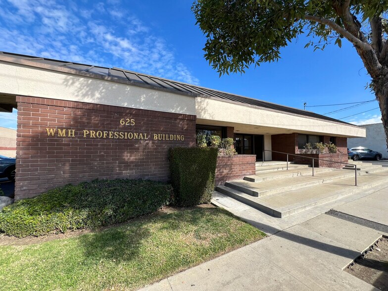 625 E Arrow Hwy, Glendora, CA à vendre - Photo de l’immeuble – Image 1 sur 1