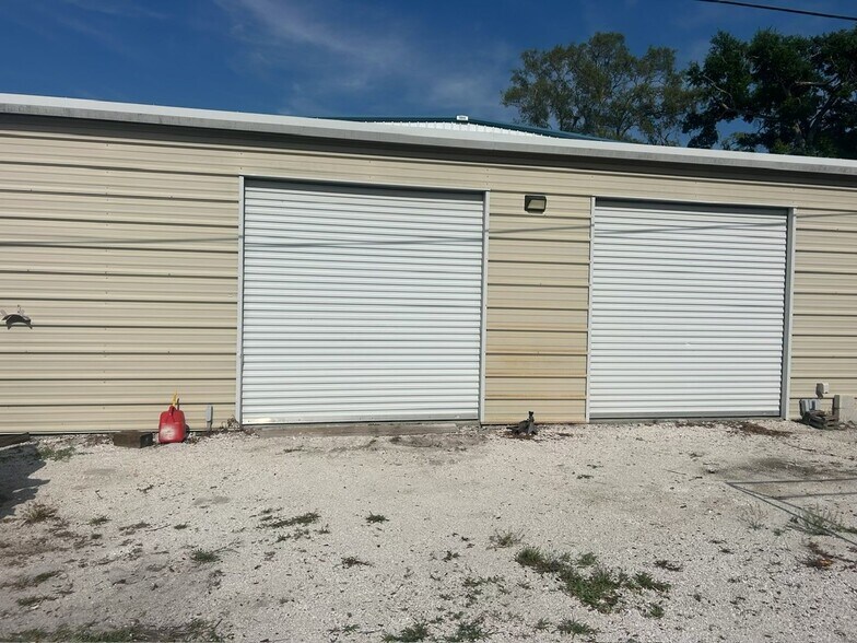 4930 9th Ave S, Gulfport, FL à louer - Photo de l’immeuble – Image 2 sur 7