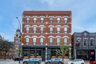 Plus de détails pour 1523 W Chicago Ave, Chicago, IL - Logement à vendre