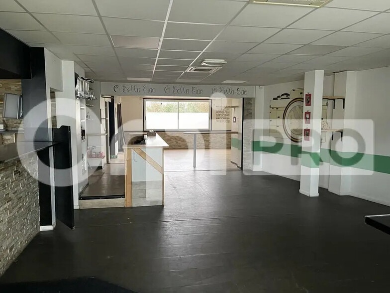 Local commercial dans Feytiat à louer - Photo intérieure – Image 3 sur 5