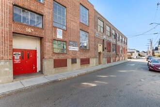165-167 Bow St, Everett, MA à louer Photo intérieure– Image 1 sur 6