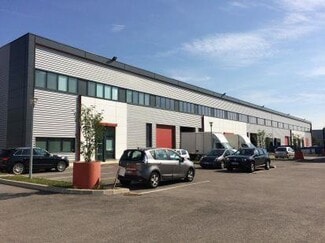 Plus de détails pour Local d'activités à louer