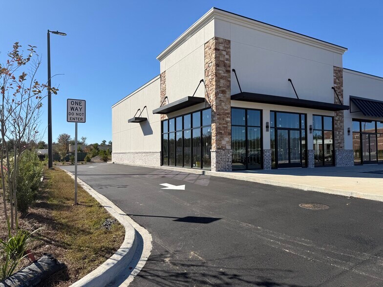 608 Towne Park Loop, Rincon, GA à louer - Photo de l’immeuble – Image 3 sur 7