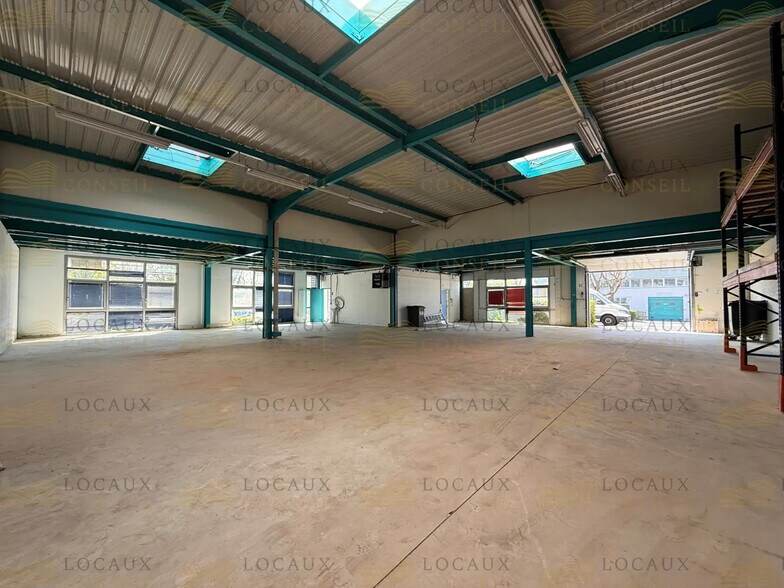 Local d’activités dans Tremblay-en-France à louer - Photo intérieure – Image 3 sur 8