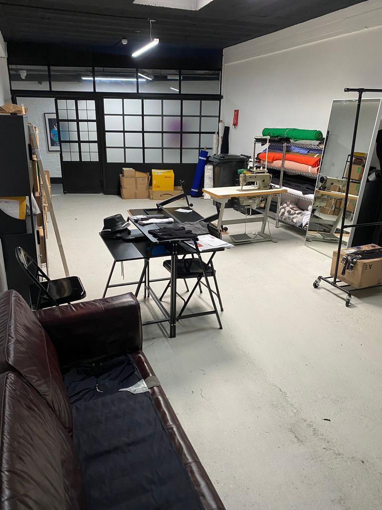 7-9 Ingate Pl, Londres à louer Photo de l’immeuble– Image 1 sur 13