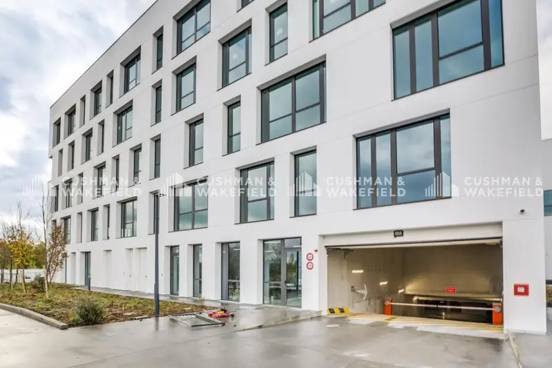 Rue Ella Maillart, Massy à louer - Photo de l’immeuble – Image 3 sur 7
