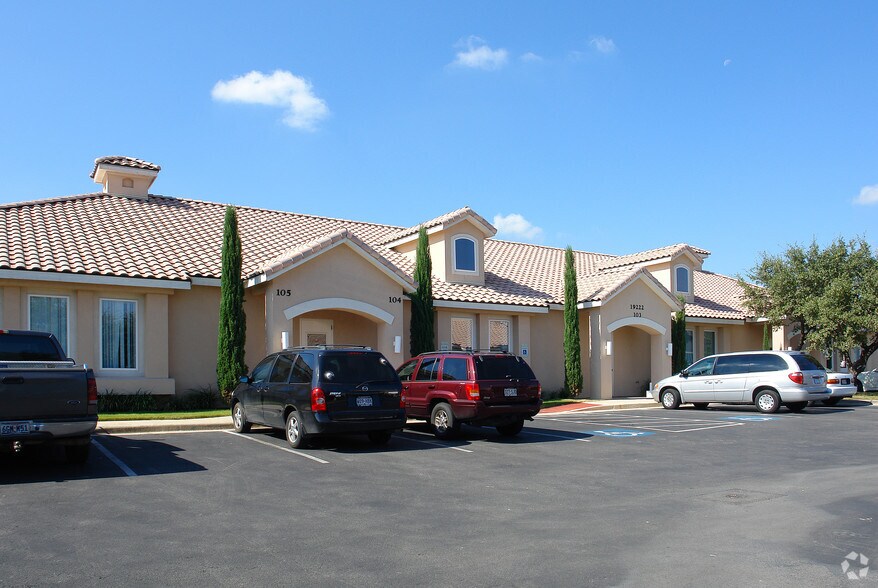 19222 Stonehue, San Antonio, TX à louer - Photo principale – Image 1 sur 6