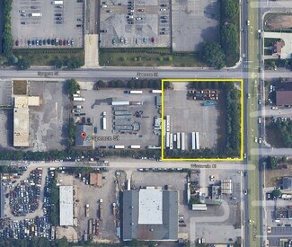Plus de détails pour 14 Spence St, Bay Shore, NY - Terrain à louer