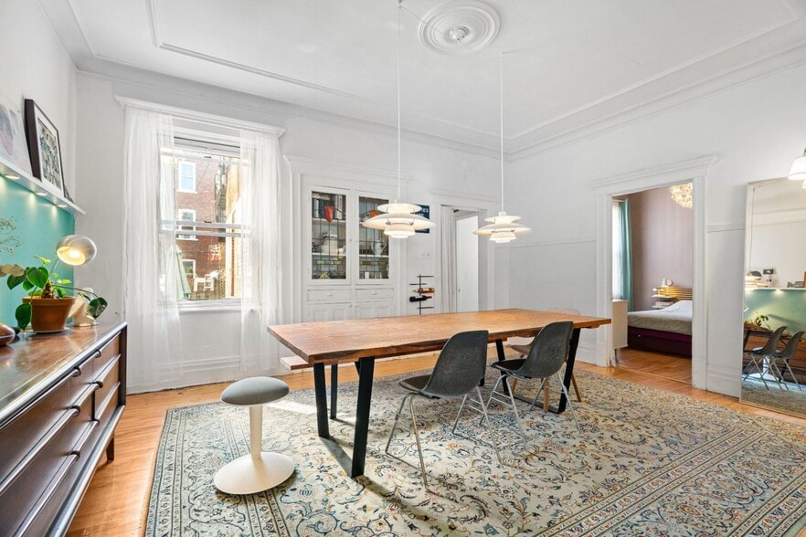 1356-1364 Av Laurier E, Montréal, QC à vendre - Photo intérieure – Image 3 sur 20