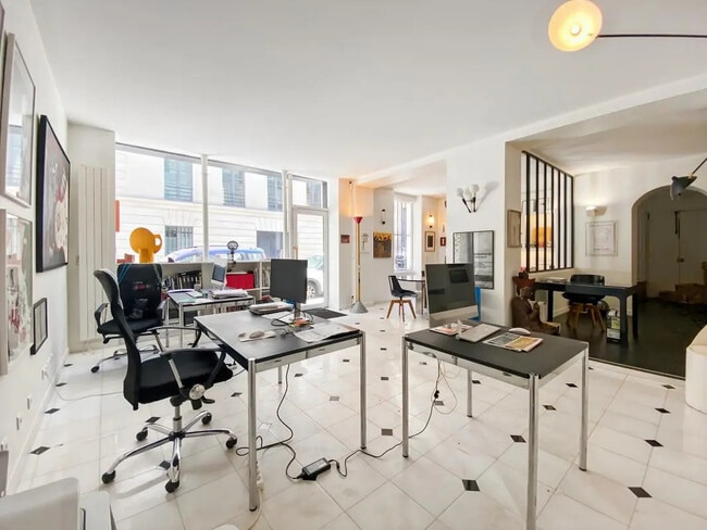 Plus de détails pour Local commercial à louer