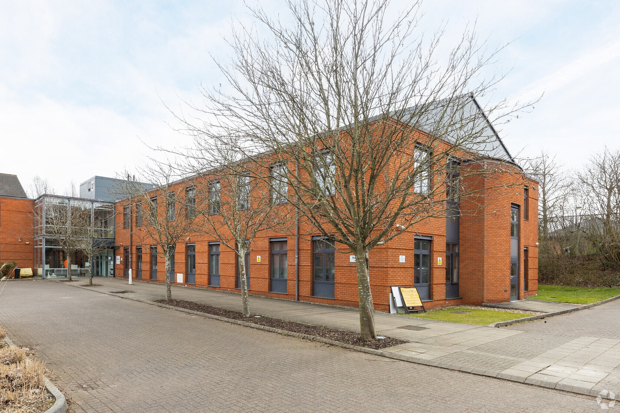 26 Kings Hill Av, West Malling à louer Photo de l’immeuble– Image 1 sur 4