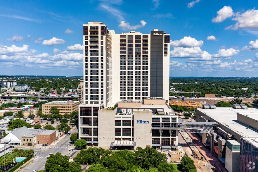 509 E 5th St, Austin, TX à vendre - Photo de l’immeuble – Image 2 sur 4