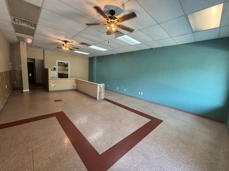 510 Williamstown Rd, Williamstown, NJ à louer - Photo intérieure – Image 3 sur 5