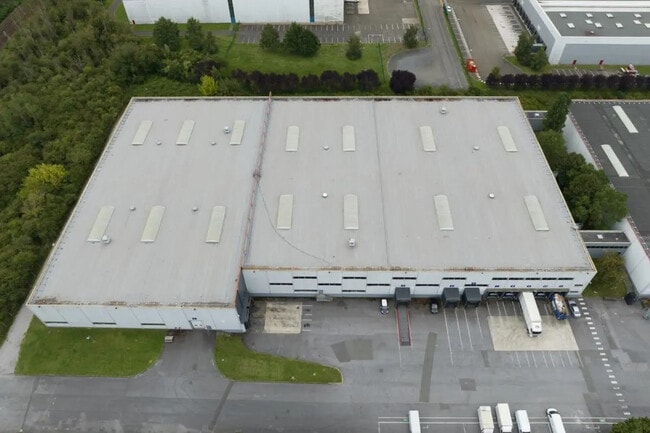 Plus de détails pour Bureau, Industriel/Logistique à louer