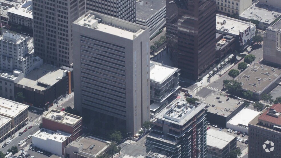 450 B St, San Diego, CA à louer - Vidéo aérienne – Image 2 sur 9