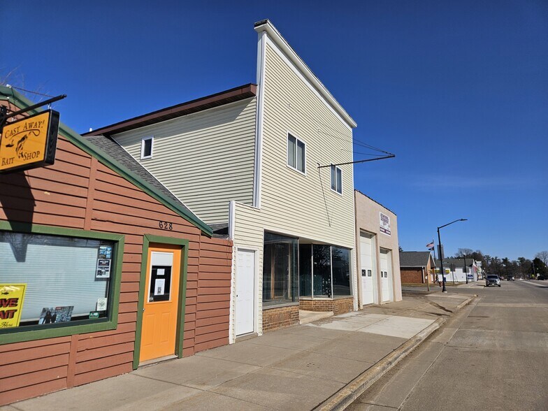 624 Central Ave, Florence, WI à vendre - Photo de l’immeuble – Image 3 sur 21