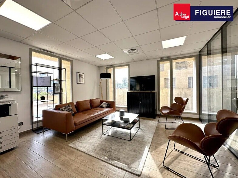 Bureau dans Aix-en-Provence à louer - Photo de l’immeuble – Image 3 sur 9