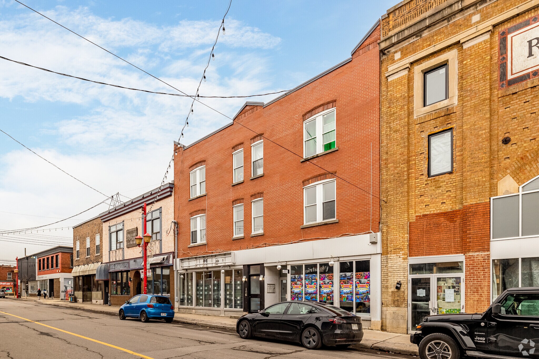 845-865 St Notre-Dame O, Montréal, QC à louer Photo principale– Image 1 sur 10