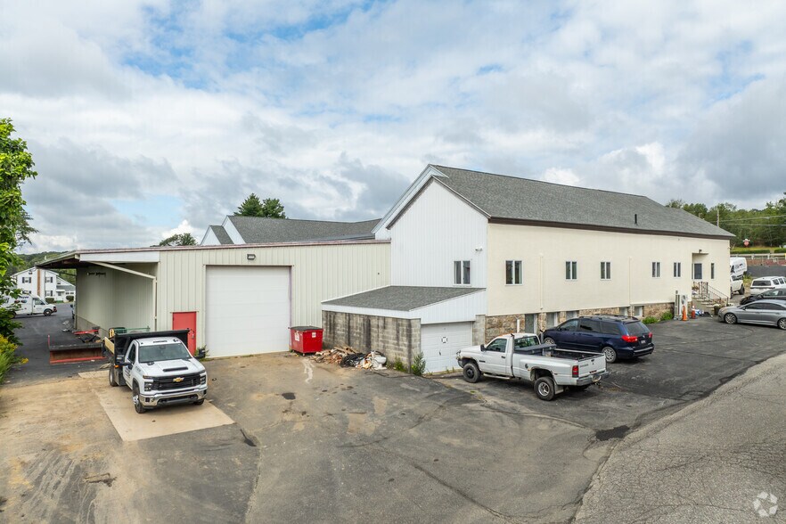 1934 PA-940, Freeland, PA à louer - Photo de l’immeuble – Image 3 sur 11