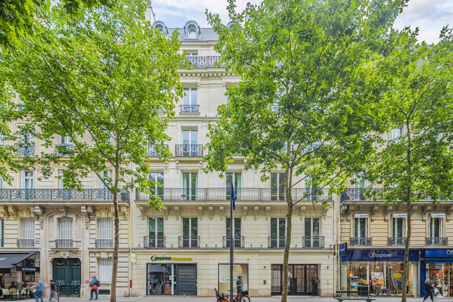 14 Avenue Franklin D. Roosevelt, Paris à louer - Photo principale – Image 1 sur 7