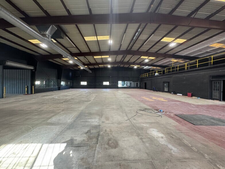 820 Gale St, Laredo, TX à louer - Photo de l’immeuble – Image 3 sur 10