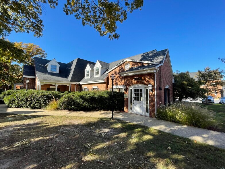 11345 Pembrooke Sq, Waldorf, MD à vendre - Photo de l’immeuble – Image 3 sur 7