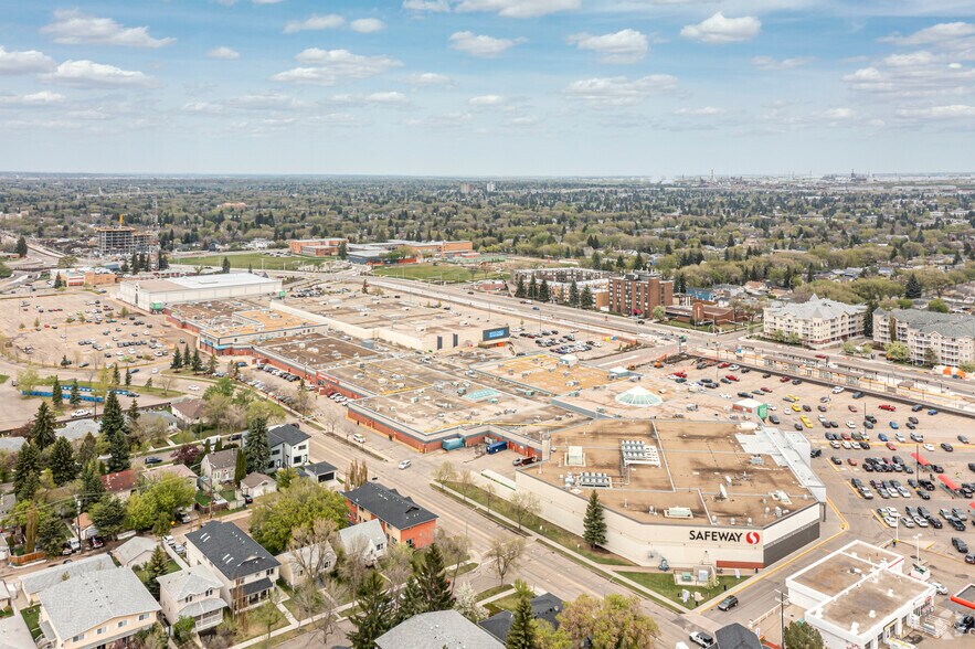 8330-8630 82nd Av NW, Edmonton, AB à louer - Aérien – Image 3 sur 5