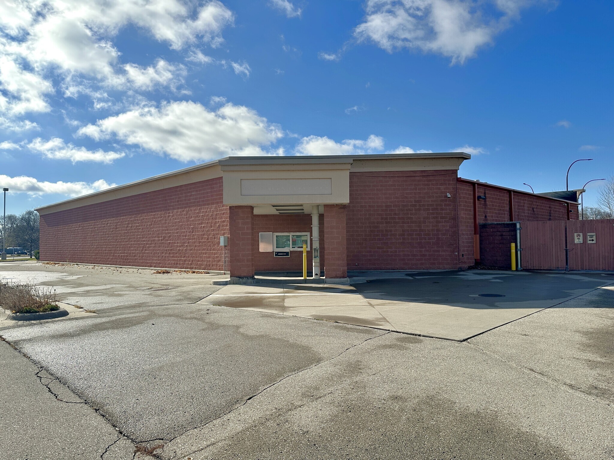 205 Franklin St, Waterloo, IA à louer Photo principale– Image 1 sur 5