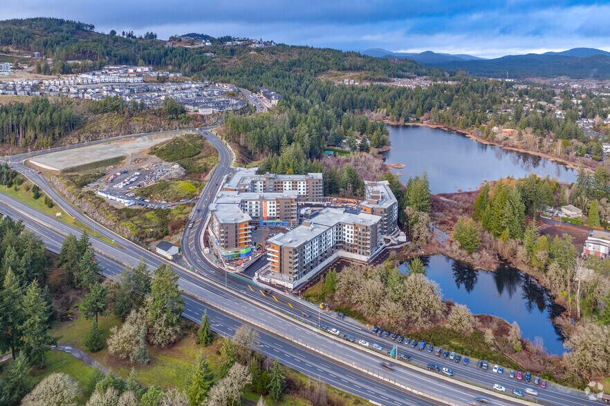 1110-1112 Mccallum Rd, Langford, BC à louer - Aérien – Image 2 sur 2