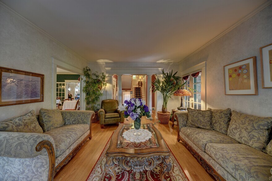 1804 S Park St, Brenham, TX à vendre - Photo intérieure – Image 3 sur 50