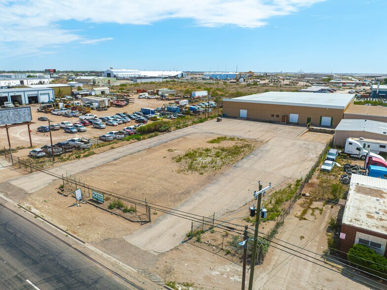 241 S Grandview Ave, Odessa, TX à vendre - Photo de l’immeuble – Image 2 sur 29