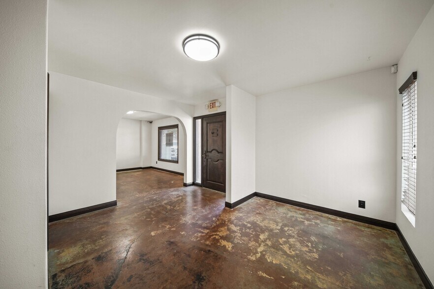 22508 Market St, Santa Clarita, CA à louer - Photo intérieure – Image 3 sur 8