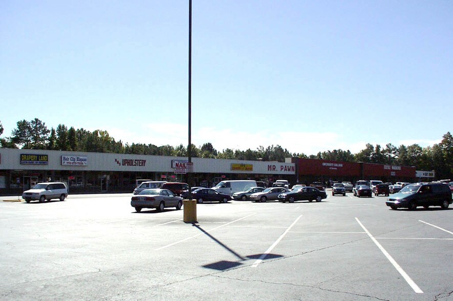 4230 Highway 29 NW, Lilburn, GA à louer - Photo de l’immeuble – Image 2 sur 3