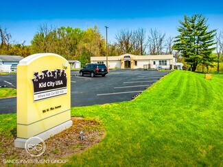 Plus de détails pour 106 W Pike Ave, Petersburg, IN - Bureau à vendre