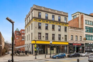 Plus de détails pour 61 N Pearl St, Albany, NY - Local commercial à louer