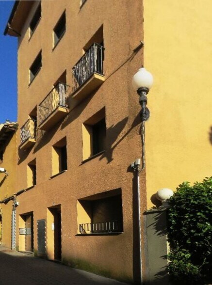 Immeuble residentiel dans Sant Hilari Sacalm, Gerona à vendre - Photo principale – Image 1 sur 2
