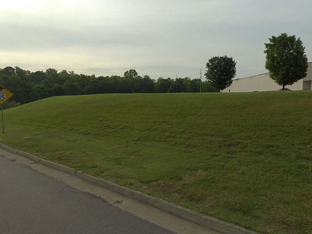 1013 Virginia Ave, Clarksville, VA à vendre - Photo de l’immeuble – Image 2 sur 3