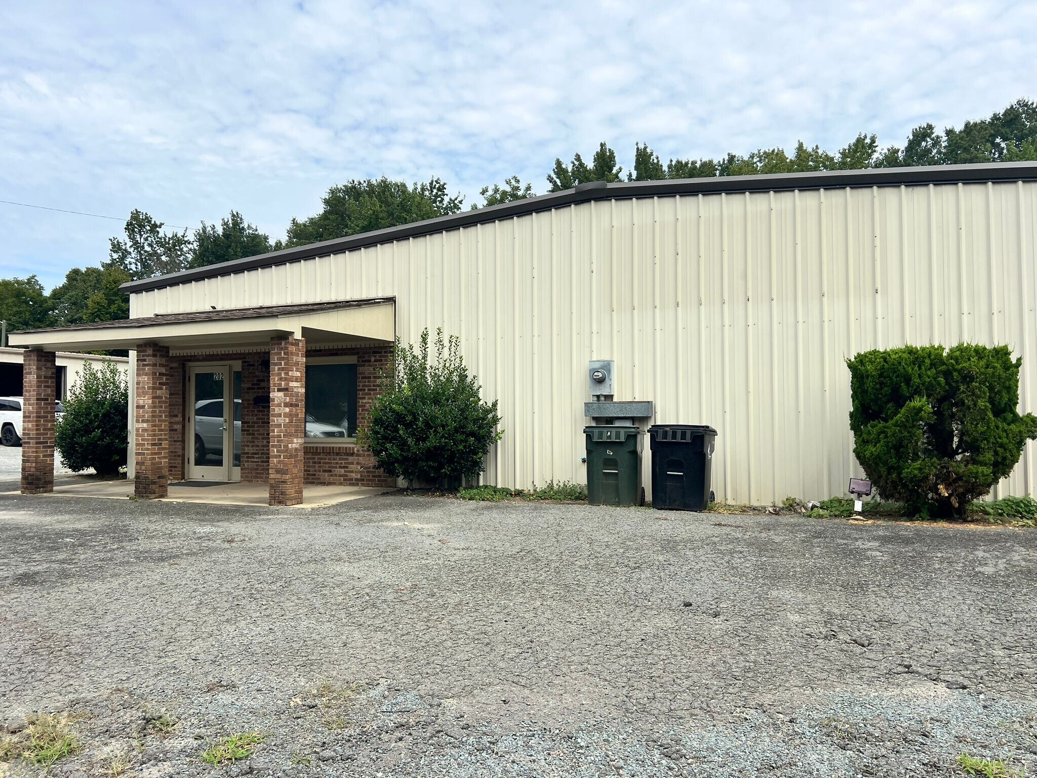 200 Pedro St, Monroe, NC à louer Photo de l’immeuble– Image 1 sur 2