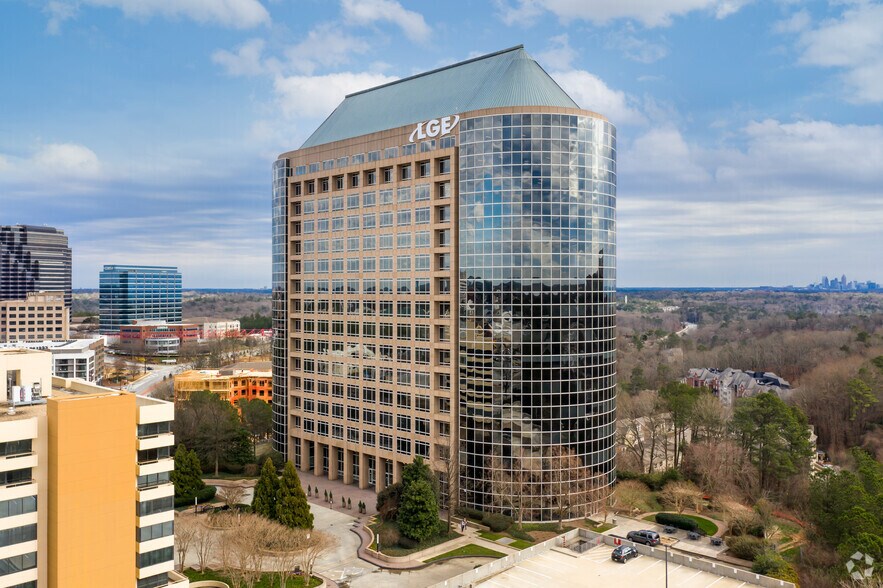 3100 Cumberland Blvd SE, Atlanta, GA à louer - Photo de l’immeuble – Image 1 sur 11