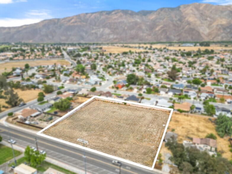 Idyllwild Dr, San Jacinto, CA à vendre - Photo de l’immeuble – Image 2 sur 6