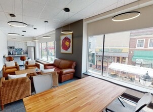 266-278 Moody St, Waltham, MA à louer Photo intérieure– Image 2 sur 7