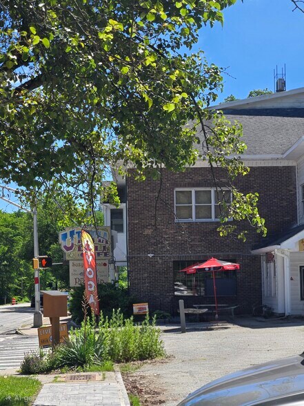 355 Warwick Tpke, Hewitt, NJ à vendre - Photo de l’immeuble – Image 2 sur 13